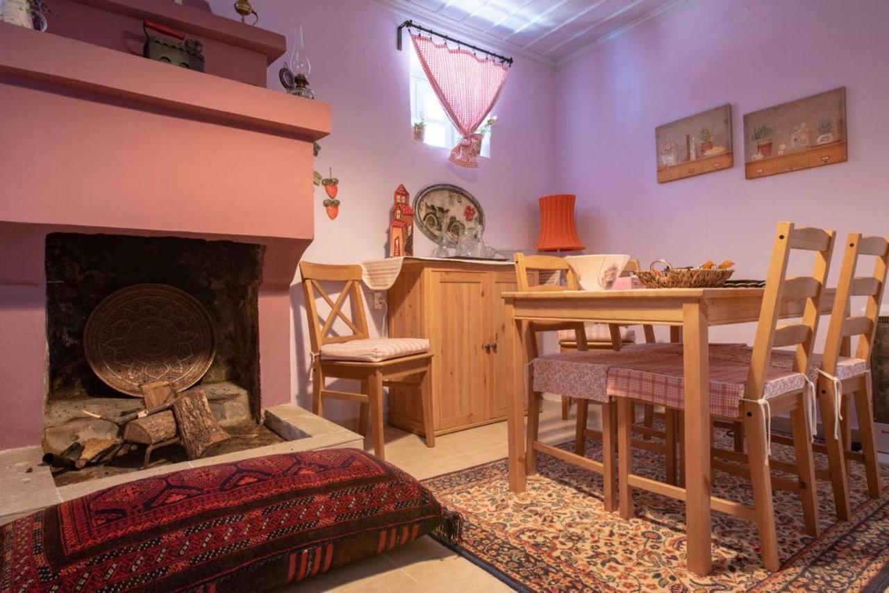 Minodora'S Guesthouse Dikorfo Экстерьер фото